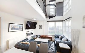 Joivy Stylish Apartment With Balcony In Old Town